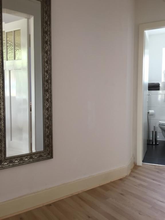 Ela Apartments Berlín Habitación foto